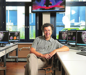 Résident de Granges depuis 2008, Jean-Philippe Thiran est enseignant ordinaire au sein de l’Ecole polytechnique fédérale de Lausanne. EPFL