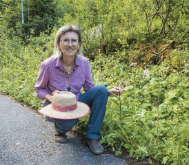 Isabelle Seghin pratique le soin par les plantes depuis 25 ans. PHOTOS RÉGINE GAPANY
