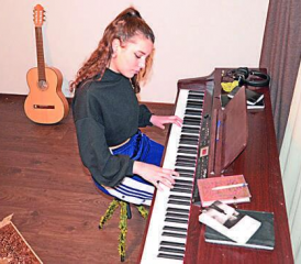 Esmė: son titre Catalepsie, trop «pop» pour remporter la finale? LE MESSAGER