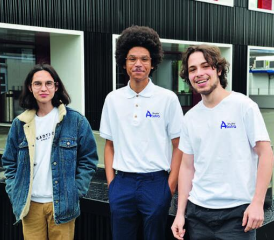Lucas Genevey, Laurent Dikondo et Benoît Koller (de gauche à droite) sont les tout jeunes créateurs de Studio Abstra. LE MESSAGER