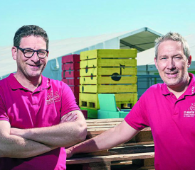 Philippe Molleyres, vice-président du comité, et John Vuagniaux, président du comité, se réjouissent d’enfin pouvoir assister à cet événement après plus de deux ans d’organisation. JEAN-BAPTISTE MOREL