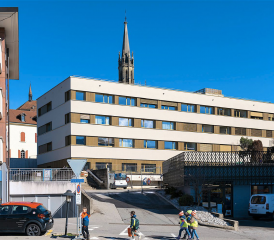L’ancien hôpital de Châtel-Saint-Denis offrira à nouveau des soins de proximité aux Veveysans. THOMAS DELLEY