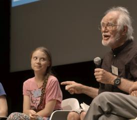 Le film Citoyen Nobel explore la personnalité de Jacques Dubochet, Prix Nobel de chimie en 2017, et son combat pour le climat au côté de la militante suédoise Greta Thunberg. AGORA FILMS