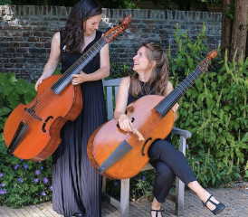 Louise Bouedo et Garance Boizot forment l’ensemble Belombre. JAN HORDIJK