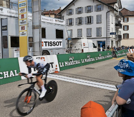 Le chrono du Tour de Romandie d’Oron devrait attirer les curieux, comme ici à Châtel-St-Denis l’année dernière. JEAN-BAPTISTE MOREL – ARCHIVE