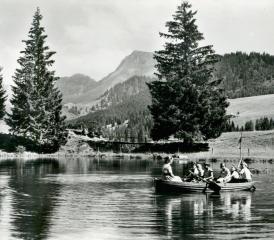 ©Musée gruérien Bulle, Photo Glasson/Bibliothèque cantonale et universitaire Fribourg. Collection de cartes postales.