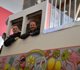 Le nouveau président du Carnaval de Châtel-St-Denis Yannick Kilchenmann et le vice-président des Grobs à Tchef Steve Grumser (à dr.). Photos CM