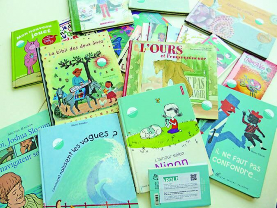 La Bibliothèque scolaire publique du Jorat a reçu une quarantaine de livres de l’association romande de littérature pour l’enfance et la jeunesse. Tous vont être dispersés dans la région. DR