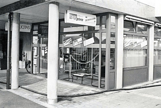 Le bâtiment occupé par Le Messager dès 1997 (photo), en face de l’ancienne gare de Châtel-Saint-Denis, après le départ de la maison familiale. DR