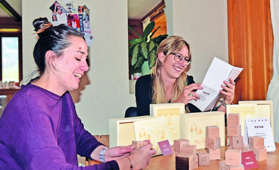 Moyna Papaux et Maïla Wyssmüller. MMS