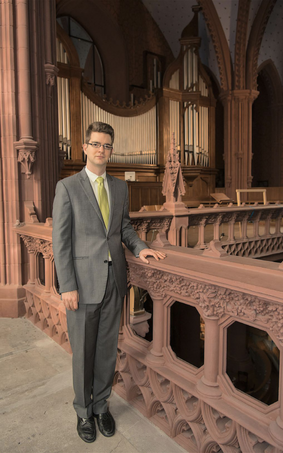 Quand le chef de chœur Damien Savoy parle de son métier d’organiste, il le compare à «un animal solitaire qui a trouvé le moyen de faire un maximum de bruit, tout en étant caché sur la tribune». SOFIA FERREIRA