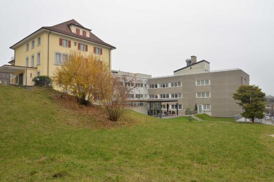 Après l'ancien hôpital de Châtel-St-Denis, dont la fermeture a été initiée en 2012, c’est désormais les urgences de l’hôpital de Riaz qui sont dans le viseur de l’HFR. ARCH. MESS.
