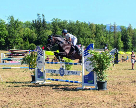 Amélie Genoud et sa jument Bella Sara du Maupas.