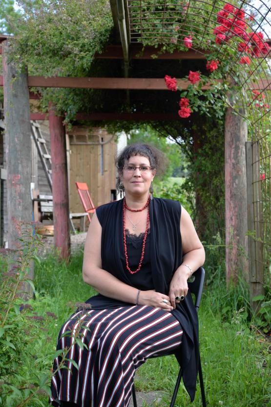 Habitant Palézieux depuis dix ans, Fanny Meyer s’apprête à entrer au Conseil communal d’Oron. Une nouvelle fonction qui s’ajoute à celle, toute récente, de directrice du Livre sur les quais. VJ