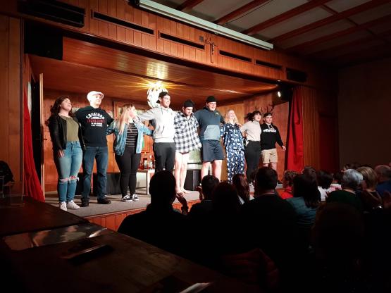 La Jeunesse de Porsel évoque le suffrage féminin dans sa dernière pièce de théâtre: Le vote des femmes. DR