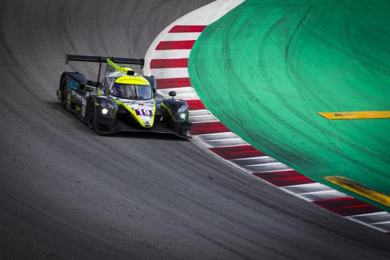 Les pilotes, totalement concentrés, doivent franchir tous les obstacles, qu’ils soient sur le circuit ou mécaniques. DR