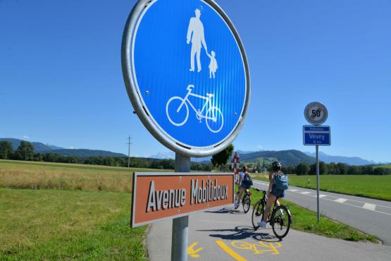 Pour la Municipalité, la voie de mobilité douce, appelée Mobilidoux, entre Palézieux-Village et Oron-la-Ville, inaugurée en automne 2015, est l’exemple des projets de développement durable qu’elle porte déjà. VJ