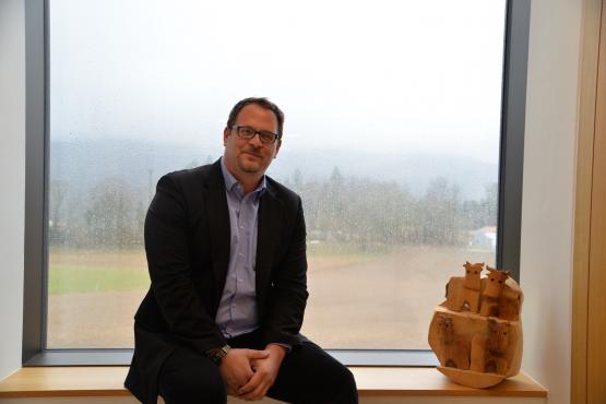 Renaud Gauderon: «L’intégration des EMS au Réseau santé et social de la Veveyse permettrait notamment d’avoir une vision globale de la prise en charge de la personne âgée dans le district.» VJ